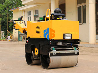 關(guān)于小型壓路機應(yīng)掌握好哪些操作技能呢？