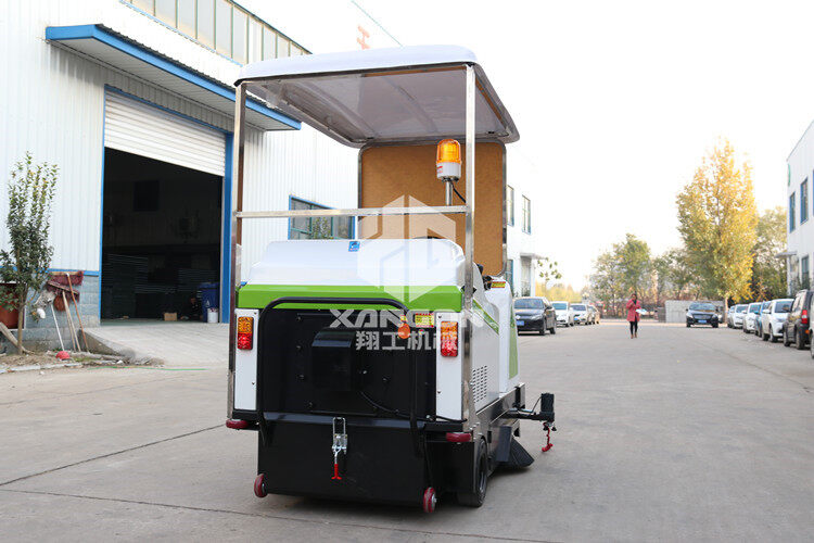 電動掃地車生產(chǎn)廠家告訴你掃地機(jī)購買的必要性！